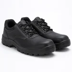 Safety shoes product image for safety footwear supply in the UAE and GCC.
