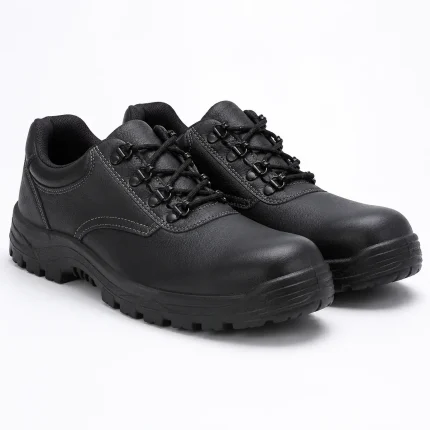 Safety shoes product image for safety footwear supply in the UAE and GCC.